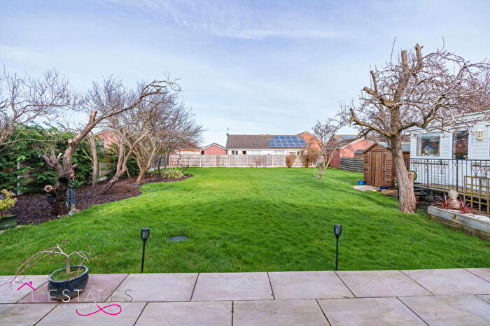 2 Bedroom Detached Bungalow For Sale In Brook Avenue, Towyn, Abergele, LL22