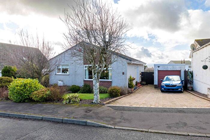 2 Bedroom Bungalow For Sale In College Terrace, Methven, Perth, Perth And Kinross, PH1