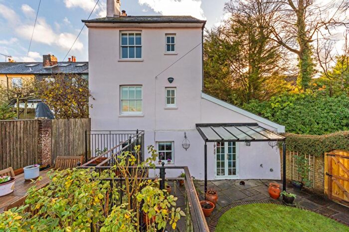 3 Bedroom Detached House For Sale In South View, Winchester, SO22