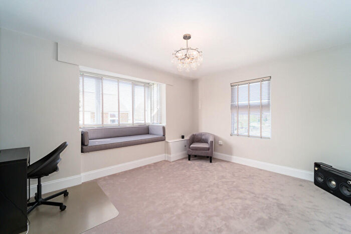 1 Bedroom Apartment To Rent In Eton Wick, Windsor, SL4