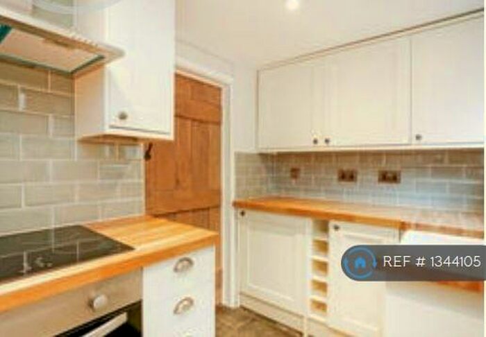 2 Bedroom Terraced House To Rent In Wycombe End, Beaconsfield, HP9