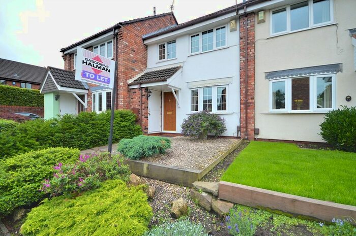 3 Bedroom Mews House To Rent In Pevensey Drive, Knutsford, WA16