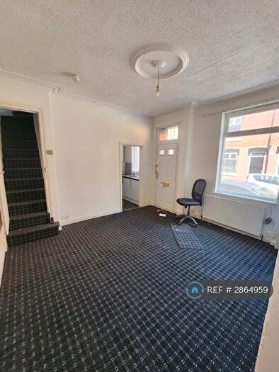 2 Bedroom Terraced House To Rent In Woodview Terrace, Leeds, LS11