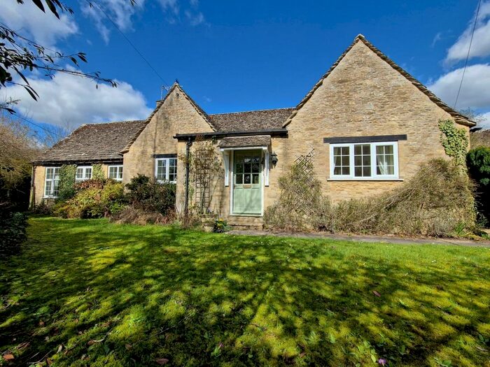 3 Bedroom Bungalow For Sale In Cross Tree Lane, Filkins, Gloucestershire, GL7