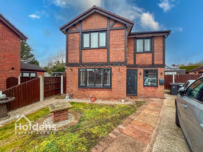 4 Bedroom Detached House For Sale In Blake Avenue, Lostock Hall, PR5