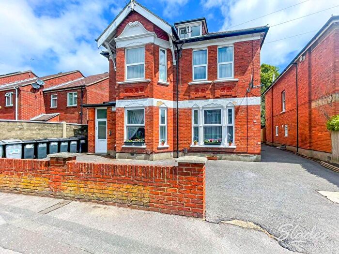 1 Bedroom Apartment To Rent In Hamilton Road, Boscombe, Bournemouth, BH1