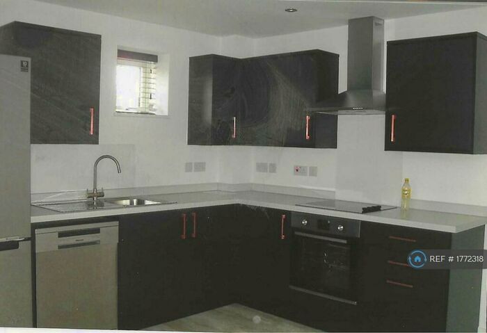 3 Bedroom Maisonette To Rent In Wilder Place, Bristol, BS2