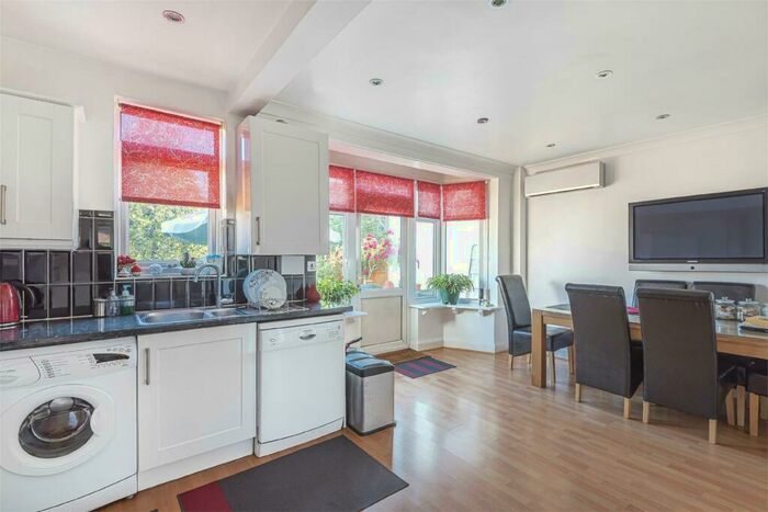 4 Bedroom Terraced House To Rent In Shelley Gardens, Wembley, HA0