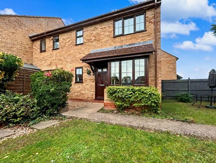 1 Bedroom Cluster House To Rent In Dart Close, St Ives, Cambs, PE27