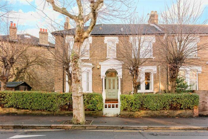 1 Bedroom Flat To Rent In Upper Tollington Park, London, N4