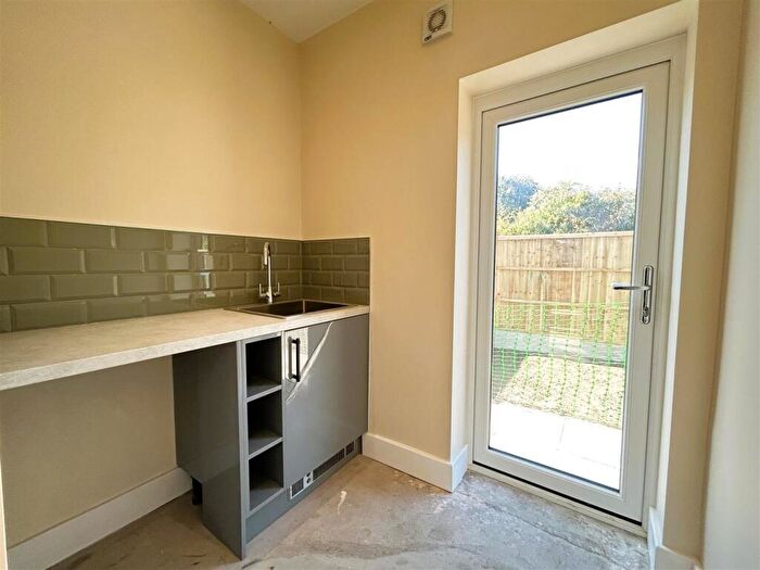 3 Bedroom Detached House For Sale In Tenter Lane, Heage, DE56