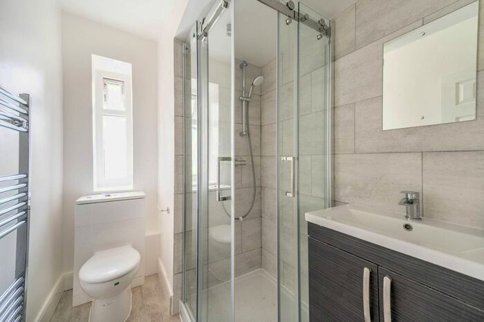 1 Bedroom Flat To Rent In Gloucester Terrace, Paddington, London, W2