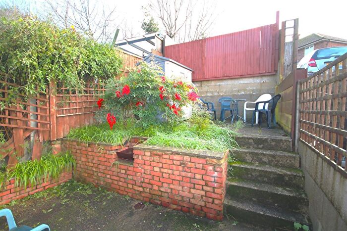 4 Bedroom End Terrace House To Rent In Pretoria Road, Canterbury, CT1