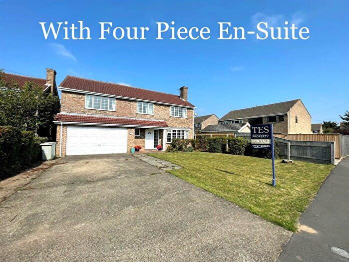 5 Bedroom Detached House For Sale In Minster Drive, Louth, LN11