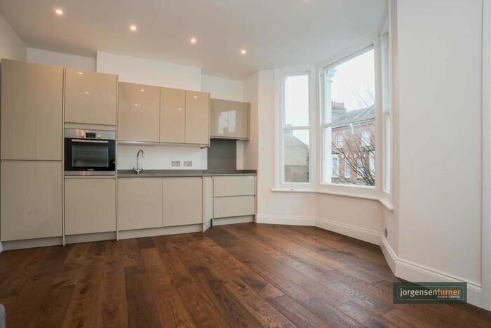 1 Bedroom Flat To Rent In Bravington Road, Queens Park/Maida Vale, W9