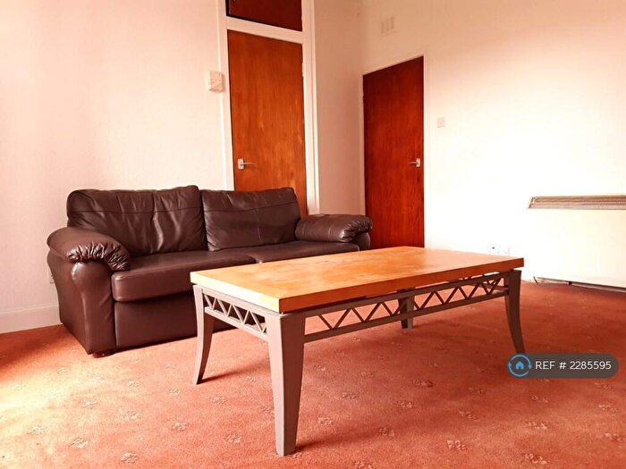 1 Bedroom Flat To Rent In Bright Street, Dundee, DD2