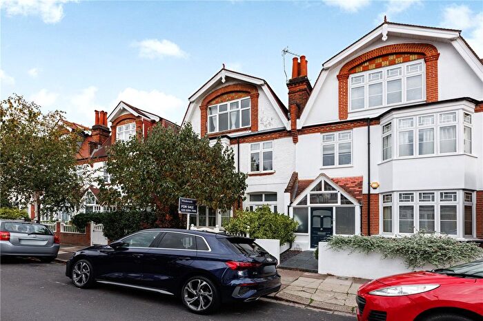 2 Bedroom Flat For Sale In Rusthall Avenue, London, W4