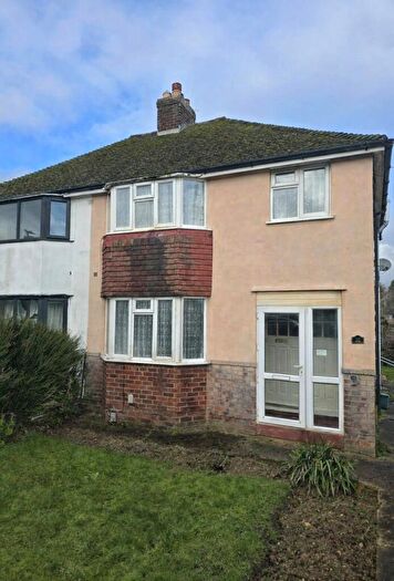 3 Bedroom Semi Detached House For Sale In Grundy Crescent, Kennington, Oxford, Oxfordshire, OX1
