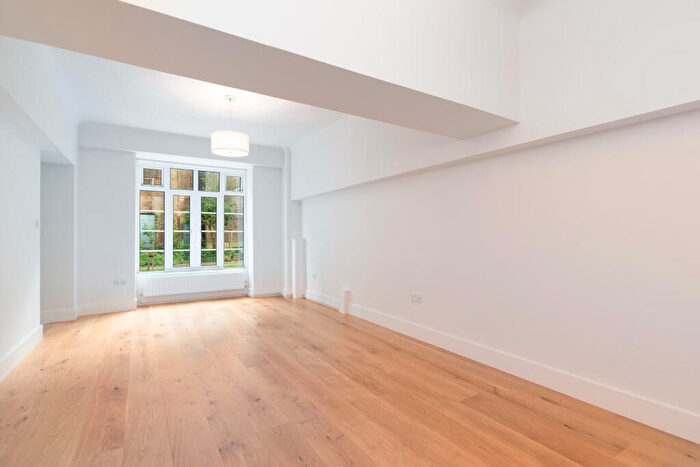 2 Bedroom Apartment To Rent In Grove End Gardens, Grove End Road, St John's Wood, London, NW8