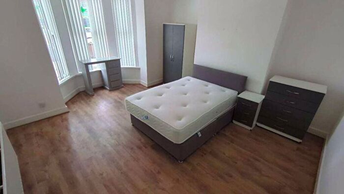 5 Bedroom House To Rent In Gregory Boulevard, Nottingham, NG7