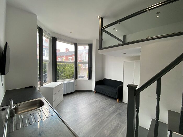 1 Bedroom Studio To Rent In Queens Road, Clarendon Park, LE2