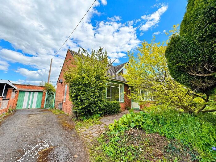 2 Bedroom Detached Bungalow For Sale In Munstone Road, Hereford, HR1