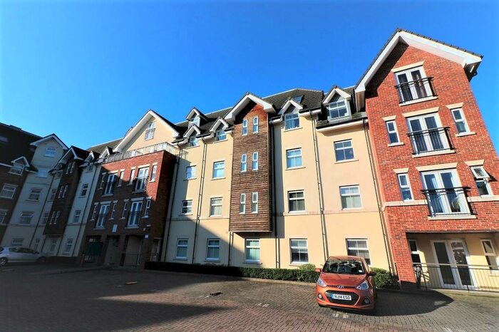 2 Bedroom Flat To Rent In Townsend Mews, Stevenage, SG1