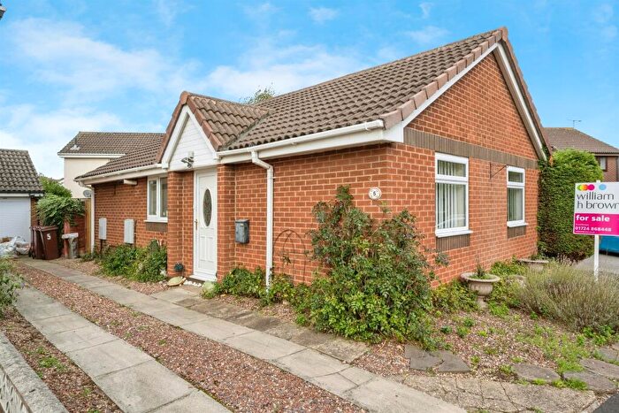 2 Bedroom Detached Bungalow For Sale In Heron Close, Scunthorpe, DN15
