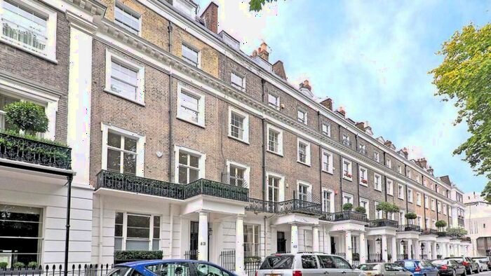 5 Bedroom Flat To Rent In Thurloe Square, London, SW7
