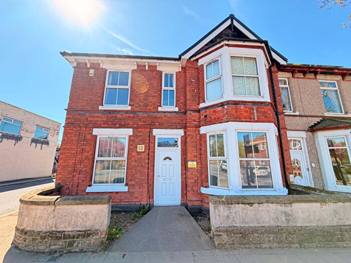 1 Bedroom Flat To Rent In Urban Road, Nottingham, NG17