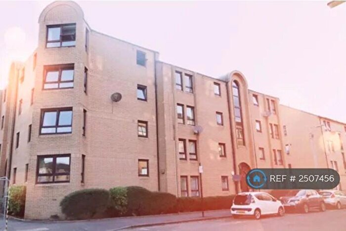2 Bedroom Flat To Rent In Lumsden Street, Glasgow, G3
