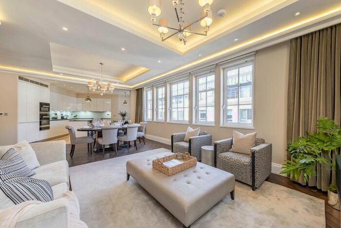 4 Bedroom Flat To Rent In Curzon Street, London, W1J