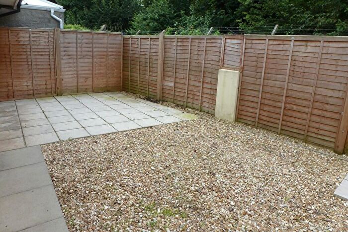 2 Bedroom End Of Terrace House To Rent In Fiveways Close, Cheddar, BS27