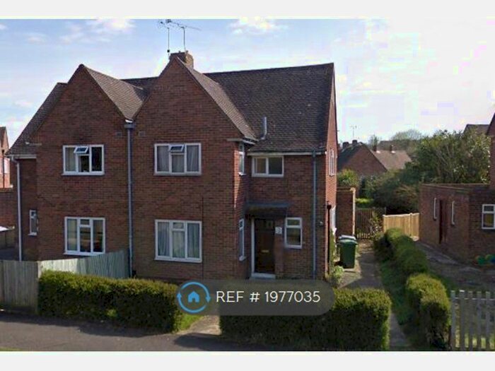 5 Bedroom Semi-Detached House To Rent In Chatham Road, Winchester, SO22