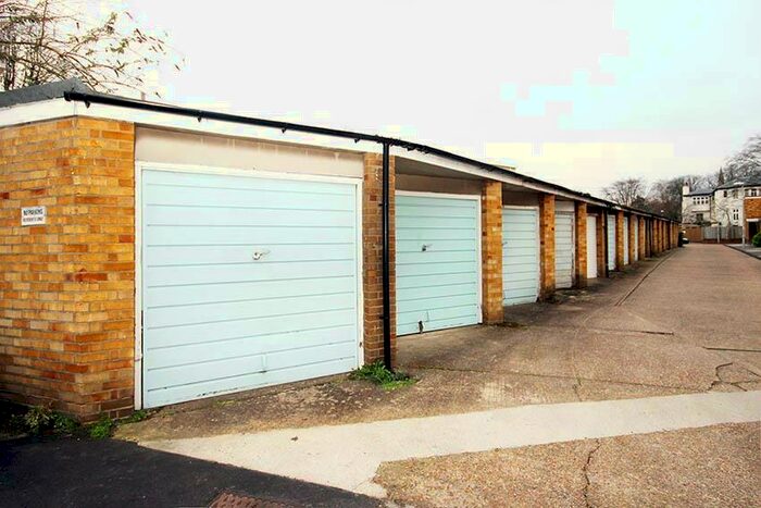 Garage / Parking To Rent In Surbiton, Surrey, KT6