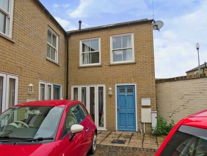 2 Bedroom Semi-Detached House To Rent In Pocklington Court, March, PE15