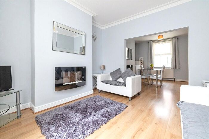 3 Bedroom End Of Terrace House For Sale In Oswy Street, Whitby, North Yorkshire, YO21