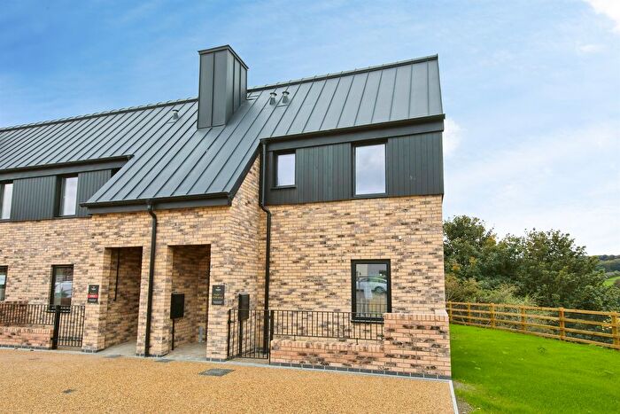 3 Bedroom End Terrace House For Sale In Holbrook Road, Belper, DE56