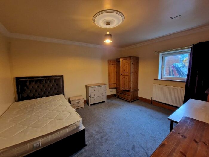 3 Bedroom Terraced House To Rent In Richmond Avenue, Hyde Park, Leeds, LS6