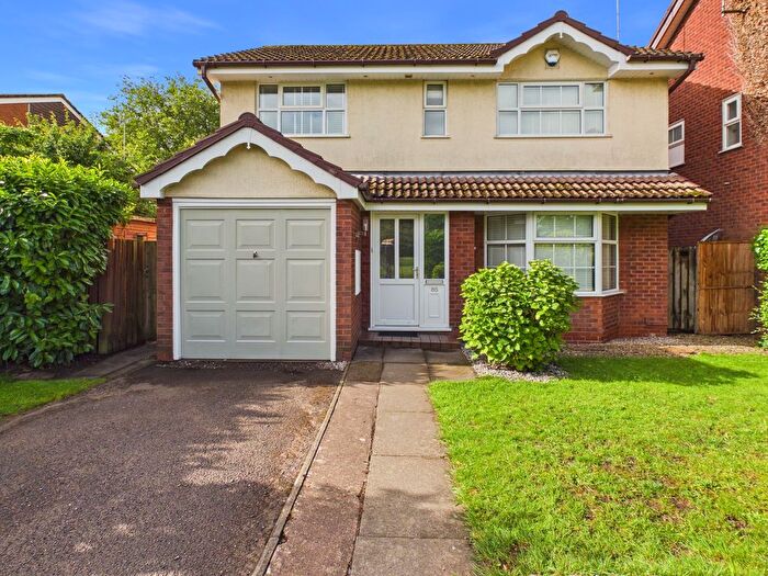 4 Bedroom Detached House For Sale In Gambier Parry Gardens, Gloucester, GL2