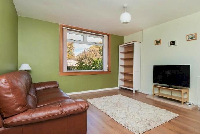 1 Bedroom Flat To Rent In Whitson Road, Edinburgh, EH11