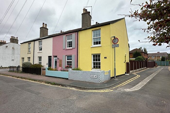 2 Bedroom End Of Terrace House For Sale In Hope Road, Deal, CT14