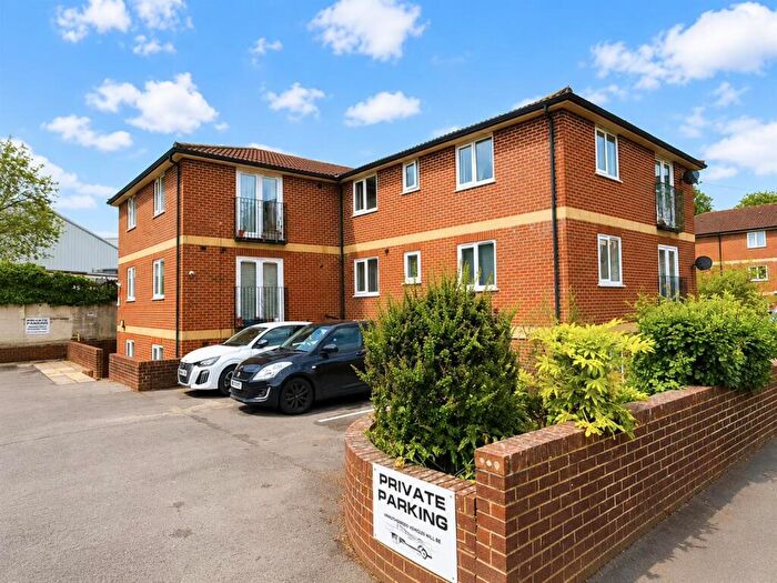 2 Bedroom Apartment For Sale In Brook Court, Whitchurch Road, Bristol - *Ideal First Time Buy*, BS13