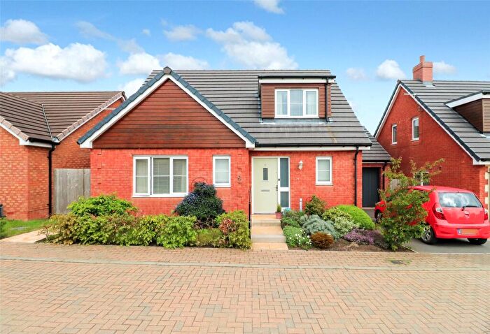 3 Bedroom Bungalow For Sale In Granite Close, South Molton, Devon, EX36