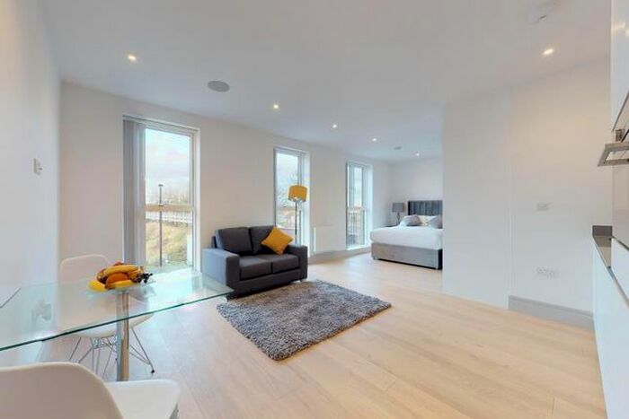 Studio To Rent In Coomb House, St Johns Road, Isleworth TW7