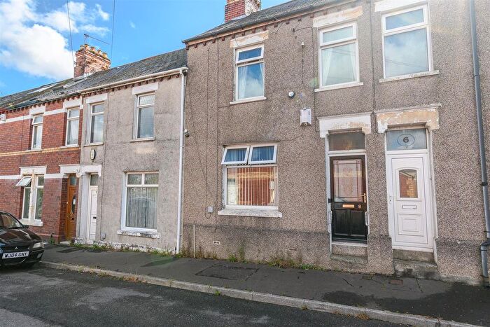 2 Bedroom Terraced House For Sale In Clive Place, Barry, CF62
