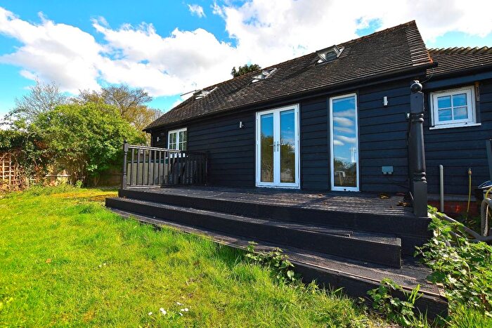 1 Bedroom Flat To Rent In Gallows Green, Lindsell, Dunmow, CM6
