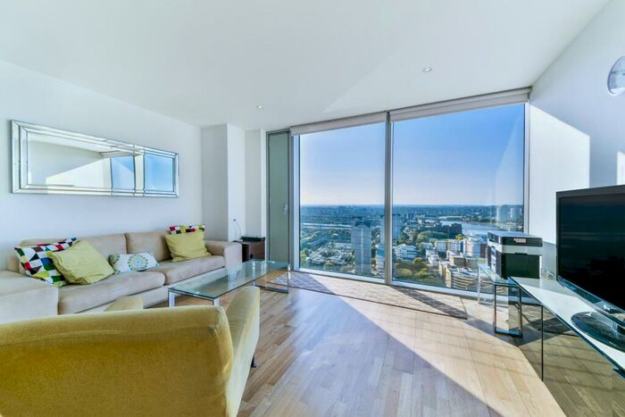 1 Bedroom Apartment To Rent In Landmark West Tower, Canary Wharf, London, E14