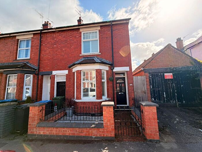 2 Bedroom Terraced House For Sale In Acacia Grove, Rugby, CV21