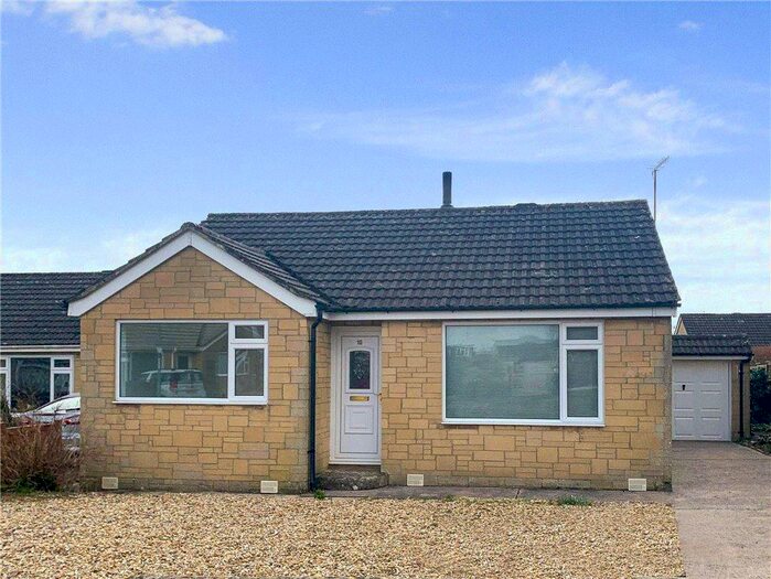 2 Bedroom Bungalow To Rent In Sylvan Close, Gillingham, SP8